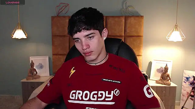 AlejooTwink online show from February 2025 06:23:01 PM