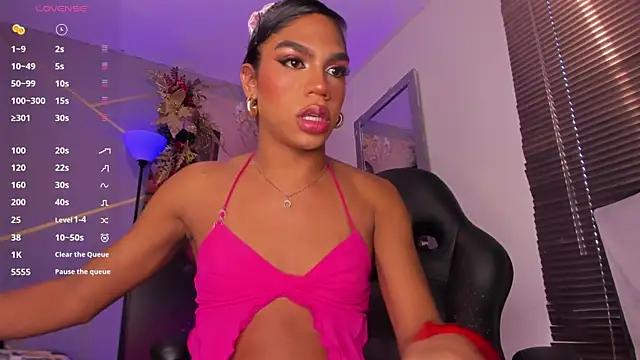 Sharicklovee online show from January 2025 12:20:01 PM