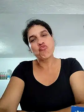 siri duque online show from February 2025 03:31:02 PM