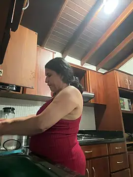 siri duque online show from June 2026 02:02:02 AM