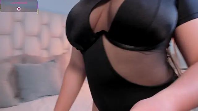 charlotte borbom online show from September 2025 06:24:02 PM