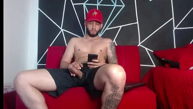 maxXximo777 online show from December 2024 10:32:02 PM