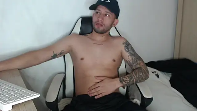 maxXximo777 online show from January 2025 03:44:02 AM