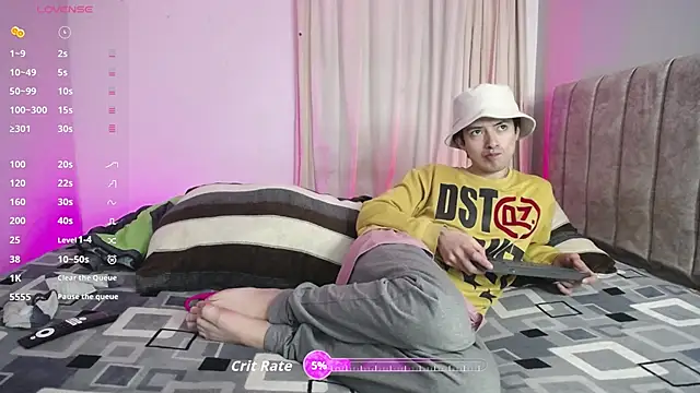 Snapshot of Yellowpokemon23 chatting on September 2025 09:49:01 PM Yellowpokemon23 online show from September 2025 09:49:01 PM