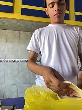 Snapshot of Leo_bunny_hot chatting on February 2025 05:49:02 PM Leo bunny hot online show from February 2025 05:49:02 PM