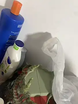 Snapshot of Leo_bunny_hot chatting on November 2025 05:23:01 PM Leo bunny hot online show from November 2025 05:23:01 PM