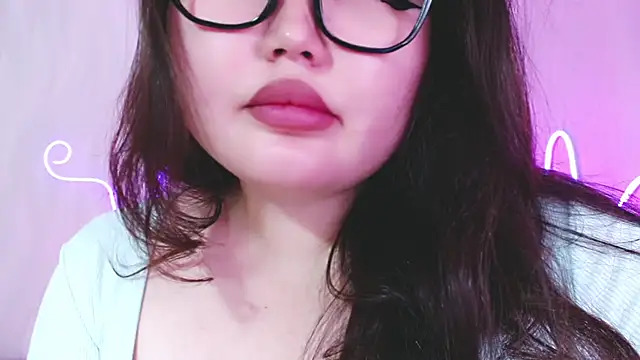 amina moonlightt online show from July 2026 05:55:02 PM