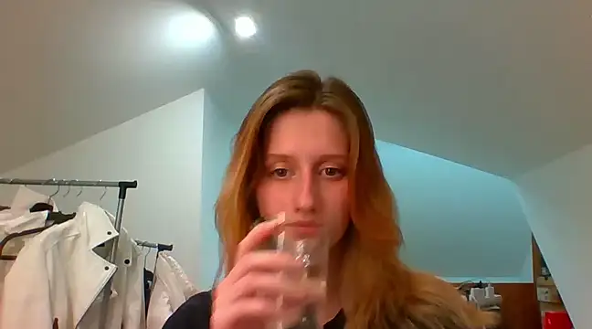 LUNA delight online show from December 2024 02:44:01 PM