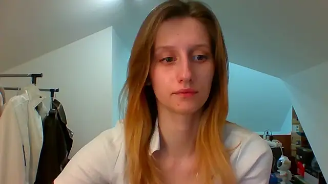 LUNA delight online show from February 2025 05:46:02 PM