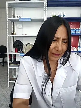 Megan jennerr online show from December 2025 02:33:01 PM