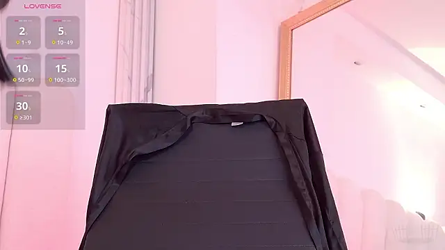 Alice noir online show from March 2026 06:52:01 PM