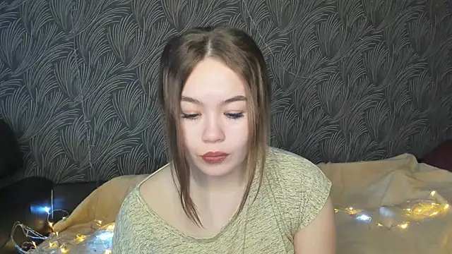 Snapshot of Sara_Kox chatting on December 2024 12:25:02 PM Sara Kox online show from December 2024 12:25:02 PM