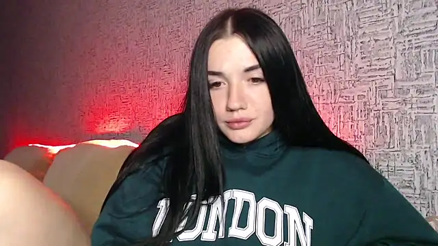 Liana diva online show from September 2025 02:21:01 PM