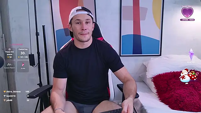 Snapshot of AxelFairchaild chatting on December 2024 04:20:01 PM AxelFairchaild online show from December 2024 04:20:01 PM
