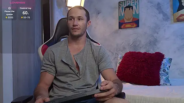 AxelFairchaild online show from March 2026 12:10:02 PM