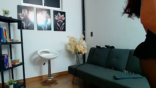 conni f00x online show from February 2026 07:42:02 PM