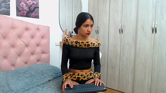 conni f00x online show from February 2026 12:42:02 PM