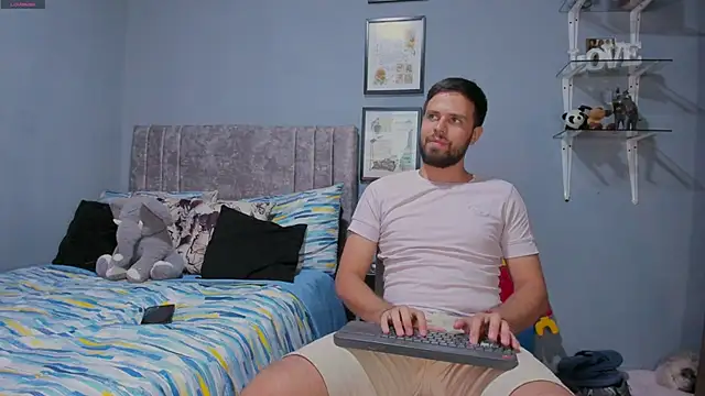 ETHAN ADAM online show from March 2026 08:54:01 PM