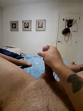 Snapshot of omarito100 chatting on September 2025 11:17:01 PM omarito100 online show from September 2025 11:17:01 PM