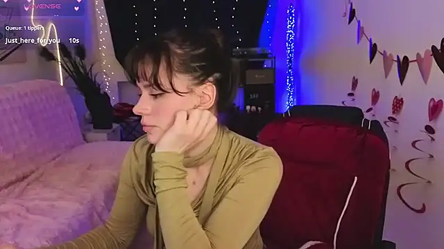 Emillias online show from February 2026 02:06:02 PM