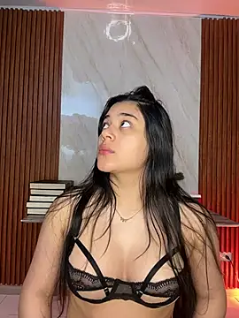floriamANDjazmin online show from June 2026 06:54:01 PM