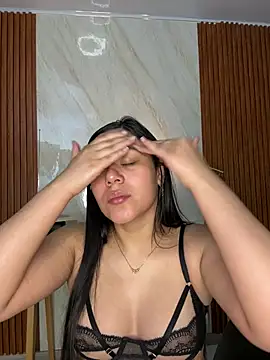 floriamANDjazmin online show from July 2026 02:51:02 AM
