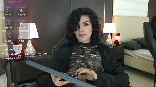 Snapshot of LeeThompson_ chatting on December 2024 06:03:02 PM LeeThompson  online show from December 2024 06:03:02 PM