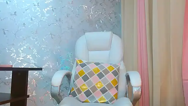 talianaprada online show from January 2025 02:10:02 AM