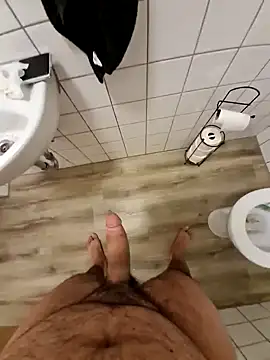 Snapshot of Cem-aus-Nrw-Krefeld chatting on January 2025 11:28:01 PM Cem-aus-Nrw-Krefeld online show from January 2025 11:28:01 PM