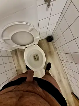 Snapshot of Cem-aus-Nrw-Krefeld chatting on February 2025 05:09:01 AM Cem-aus-Nrw-Krefeld online show from February 2025 05:09:01 AM