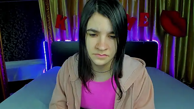  Polly Love  online show from February 2026 07:05:01 AM