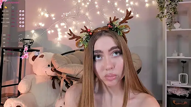 Lili Roze  online show from December 2024 12:39:02 AM