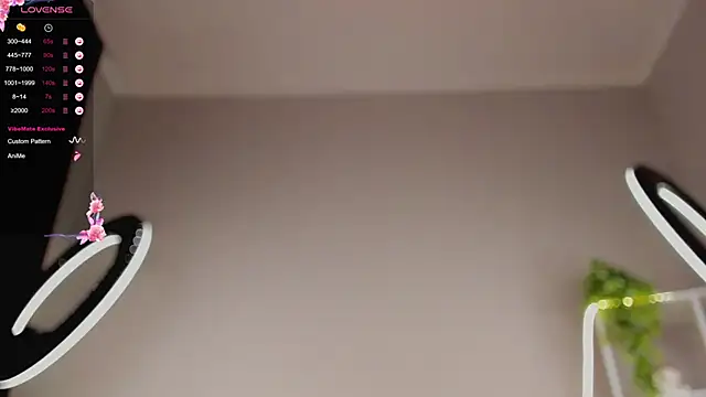 Lili Roze  online show from January 2025 12:39:02 AM