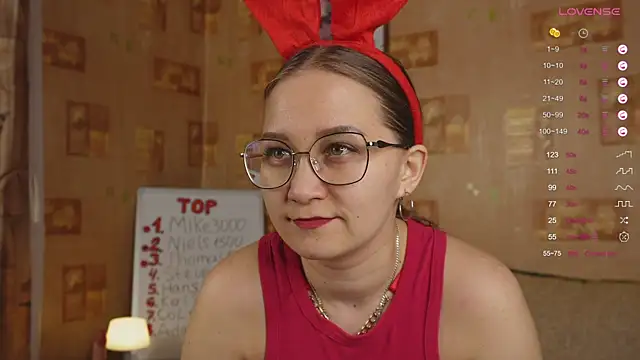 Miatiny online show from February 2025 03:31:01 PM