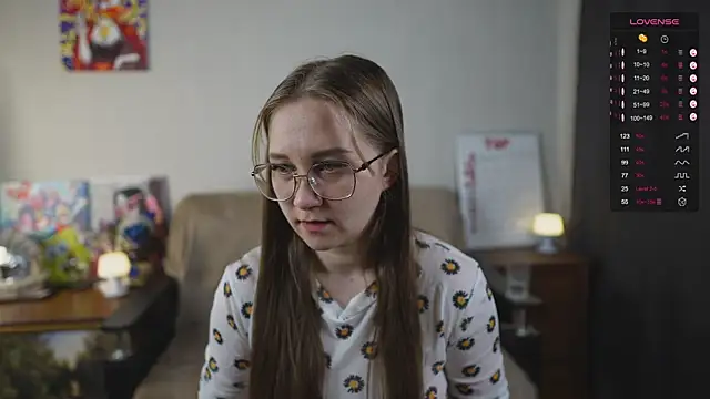 Miatiny online show from October 2025 02:01:02 AM