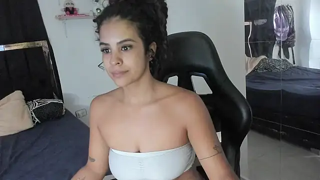 Moon Sammy online show from March 2026 01:28:01 PM