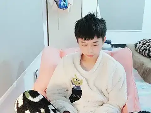 FFFFZ189 online show from January 2025 11:43:01 AM