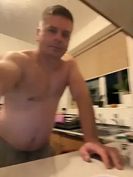 Snapshot of Dan_NFS chatting on November 2025 06:12:01 AM Dan NFS online show from November 2025 06:12:01 AM