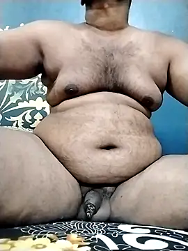 naughtykarthiktamilboy975 online show from February 2026 06:26:02 PM