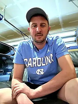 Snapshot of MrMechanic38 chatting on March 2026 11:31:02 PM MrMechanic38 online show from March 2026 11:31:02 PM