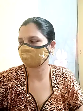 Snapshot of yourtamilcouple chatting on January 2025 01:58:01 PM yourtamilcouple online show from January 2025 01:58:01 PM