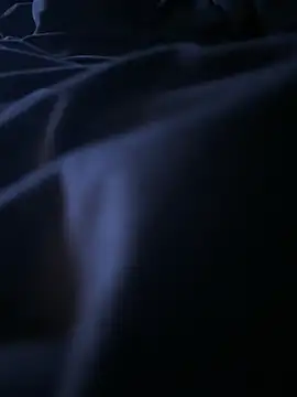 CronacaErotica online show from December 2024 11:05:01 PM