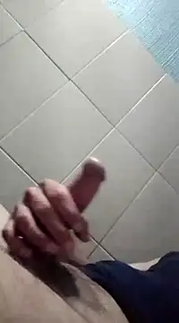 1Amarguetix online show from February 2025 04:40:01 PM