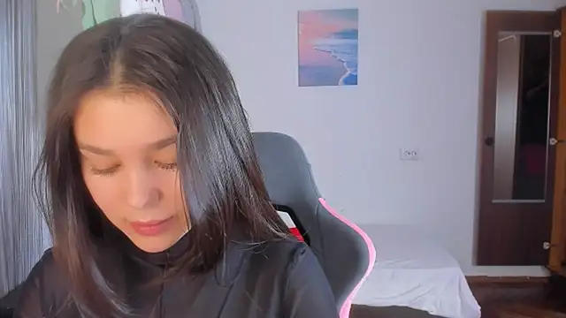 Snapshot of LunaXmii chatting on February 2025 04:03:02 AM LunaXmii online show from February 2025 04:03:02 AM