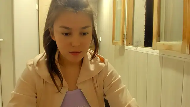 Snapshot of LunaXmii chatting on September 2025 08:12:02 PM LunaXmii online show from September 2025 08:12:02 PM