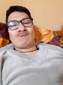 Snapshot of gioarcangel chatting on February 2025 03:53:01 AM gioarcangel online show from February 2025 03:53:01 AM