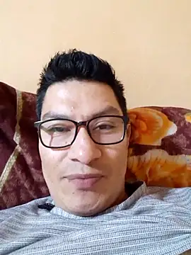 Snapshot of gioarcangel chatting on February 2025 03:01:02 AM gioarcangel online show from February 2025 03:01:02 AM