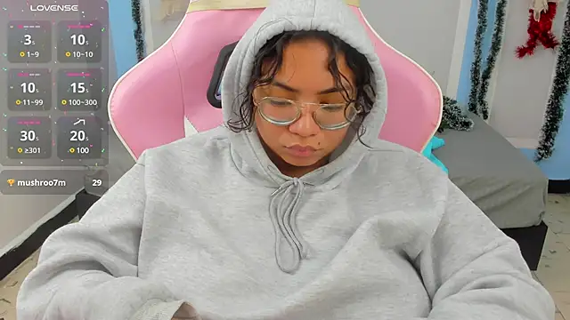 Snapshot of im_angels77 chatting on December 2024 02:54:01 AM im angels77 online show from December 2024 02:54:01 AM