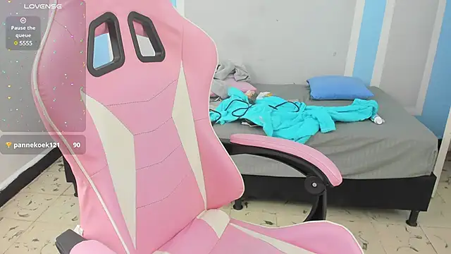 Snapshot of im_angels77 chatting on January 2025 10:40:01 AM im angels77 online show from January 2025 10:40:01 AM