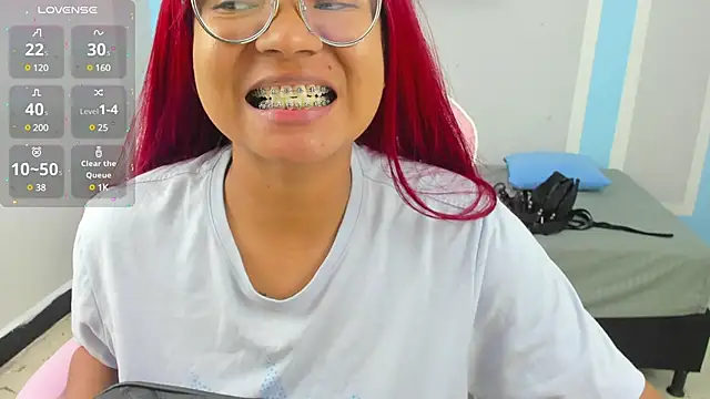 Snapshot of im_angels77 chatting on January 2025 02:50:02 AM im angels77 online show from January 2025 02:50:02 AM